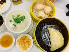 金鼎鮮味虾饺皇-广州酒家(文昌总店)