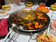 -肆拖贰市井火锅(军师店)