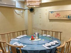 -董厨煨汤馆(车站路店)