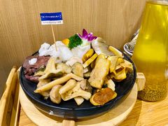 -一朵菌·野生菌探索家火锅(南亚店)