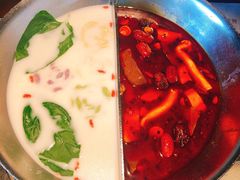 -湊湊火锅·茶憩(新中关购物中心店)