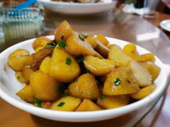 -芦茨金富饭庄·25年老字号·专做稻草鸡