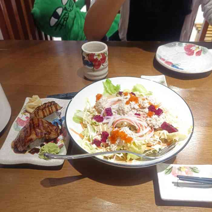 猫迹日式料理(龙岗cocopark店)-"环境还是相当不错的,从室内换到天台