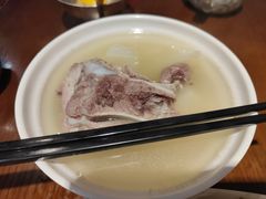 大骨头萝卜汤-大壶春生煎(四川中路店)