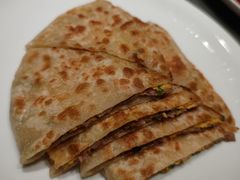 临海鸡蛋麦饼-新荣记(南京西路店)