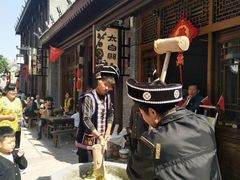 -陈仓老街美食天地