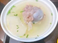 大骨头萝卜汤-大壶春生煎(四川中路店)