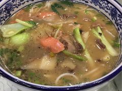 -三久美食城(车站路总店)