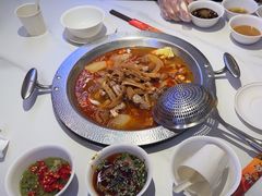 -古乐牛香•鲜牛肉牛杂火锅(系马桩总店)