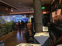 -八府香鸭·啫啫煲(华山路店)