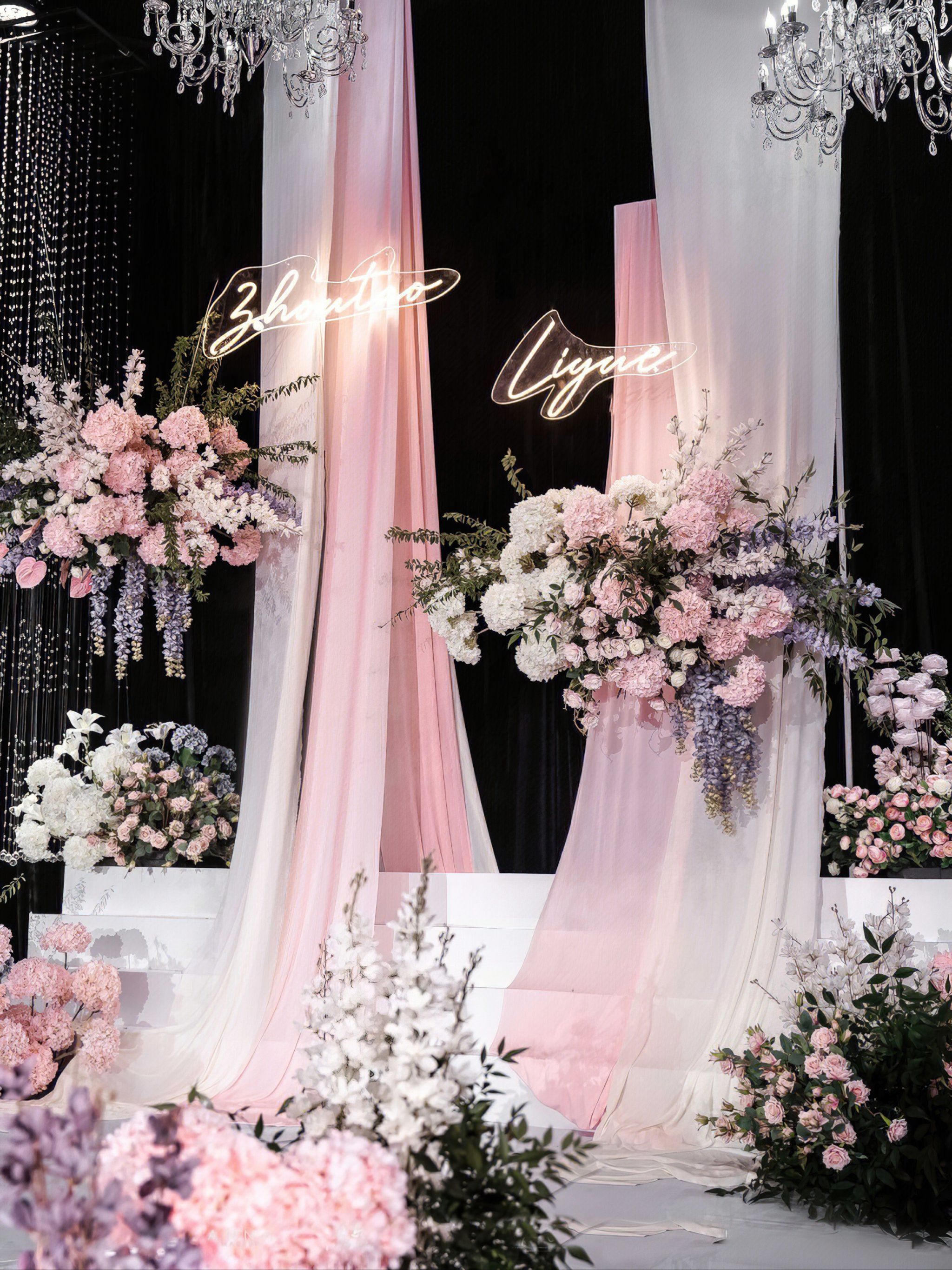 《高级感韩式水晶婚礼》