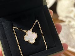 -梵克雅宝(国贸商城店)