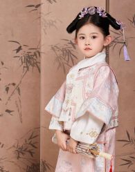 -雅尼·亚米儿童摄影美学馆(汉阳店)