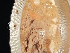 -牛YO寿喜烧·铁板烧和牛火锅自助(市府恒隆店)