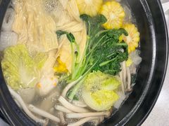 -烹然四季椰子鸡火锅(团结湖总店)