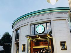 -星巴克(迪士尼小镇店)