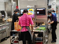 -麦当劳(百联西郊购物中心店)