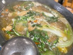 -霄汉牛三鲜湖北砂锅菜(万松园2店)