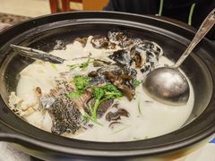 浓汤鱼头-老淳安—伴山伴湖(千岛湖开元度假村店)