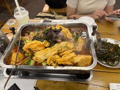 -后街佬·炭火鲜鱼杂(南城店)
