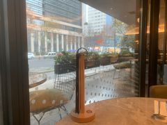 靠窗位-必胜客(骡马市店)