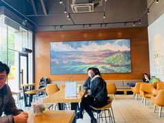 用餐区-星巴克(深圳龙岗广百店)