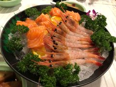 甜虾三文鱼双拼-幸福里音乐酒吧餐吧(朗臻新天地店)