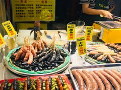 -泰龙城小吃街