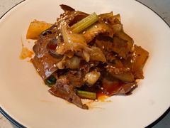 -江渔儿酸菜鱼·拔草餐厅(虎门君乐汇店)