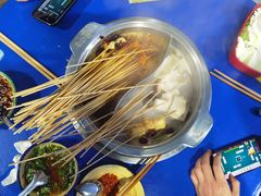 -马路边边·成都串串(翠柏路店)