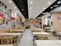 用餐区-江城燕子大排档(江汉路步行街店)