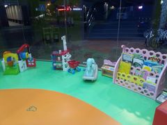 -贝贝鲸亲子游泳俱乐部(富城商楼店)