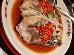 鲜活剁椒嫩鱼头-湘阁里辣(宝立方店)