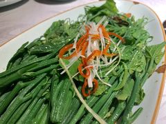 白灼丝瓜尖-雲蜀龙阁·金牌水煮鱼(方庄店)