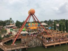 -七彩云南欢乐世界