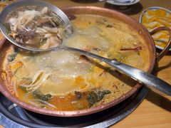 -洱火云南酸菜牛肉火锅(石景山当代商城店)