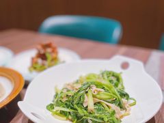 豆皮炒鸡毛菜-十里弄堂(K11店)