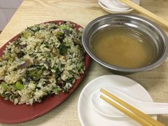 -舒蔡记生煎菜饭(云南中路店)