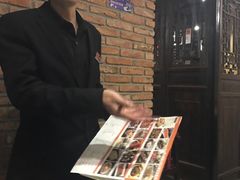 -佬土鹅肠火锅(中建大观店)