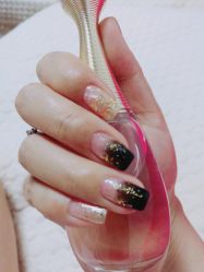 -柒朵科技美肤中心