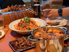 -喝丢一只鞋海鲜烧烤(市场店)
