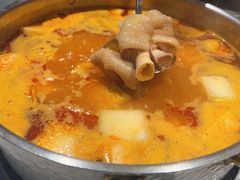 酸汤猪手火锅-小街猪手(团结湖店)