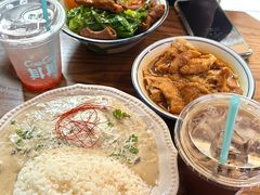 -CowCow其其·牛杂咖啡公司(六运店)