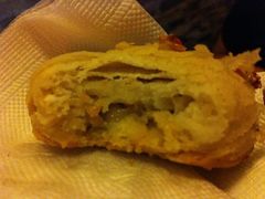 蟹黄烧饼-聚香斋(东关街店)