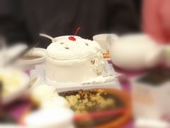 -红宝石·鲜奶小方·海派西点房(南丹店)