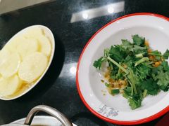-烧哥美蛙肥肠鱼火锅·十五年社区店