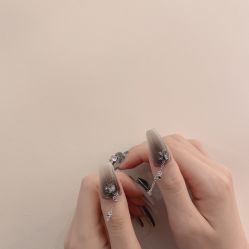 -Fanni美甲美睫皮肤管理