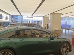 -华为智能生活馆(上海金桥国际商业广场)