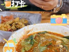 -二钢串叔麻辣烫(华龙大厦店)