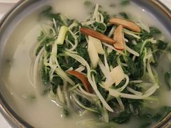鱼汤小白菜-酌宴府The China Club·广州万富希尔顿酒店(云城东路店)
